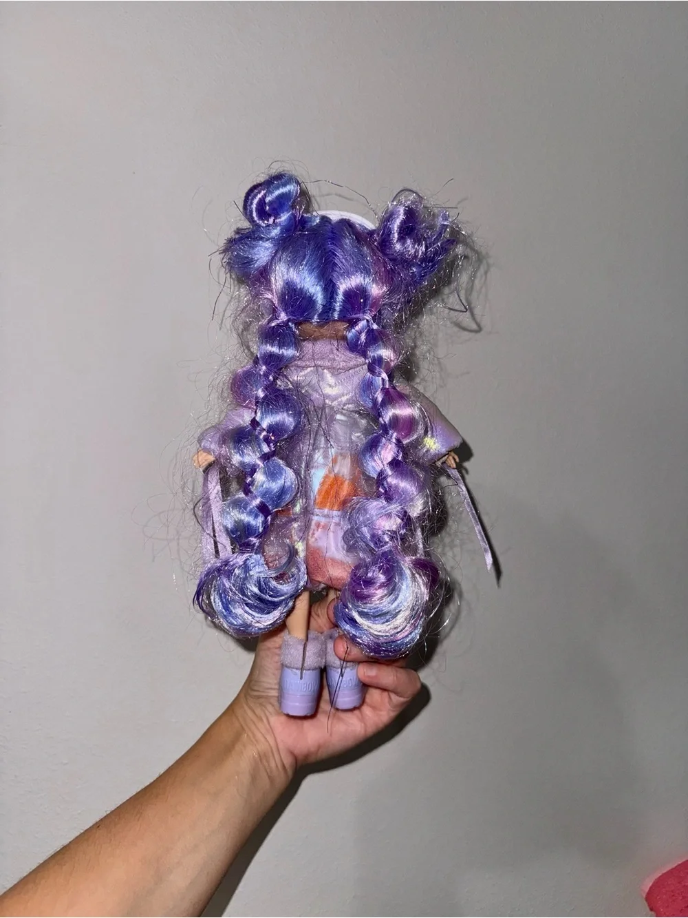 Rainbow High Winter Wonderland Violet Willow fashion Doll By MGA